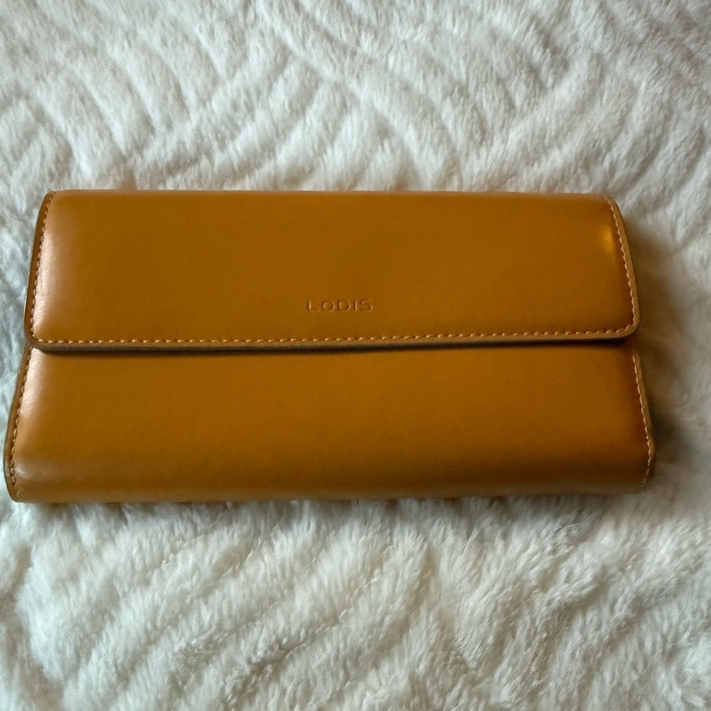 Lodis- Vintage Two-Toned Wallet – Yellow & Grey - Picture 1 of 6